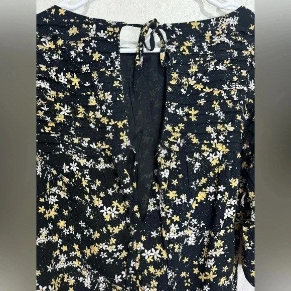 FREE PEOPLE Dessa Bodysuit in Black Ditsy Floral Combo Puff Sleeve Size XS - Picture 7 of 9